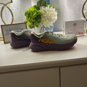 Women’s hokas